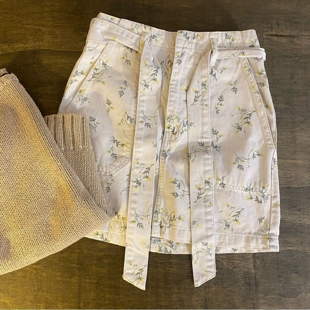 Topshop White Floral Mini Skirt